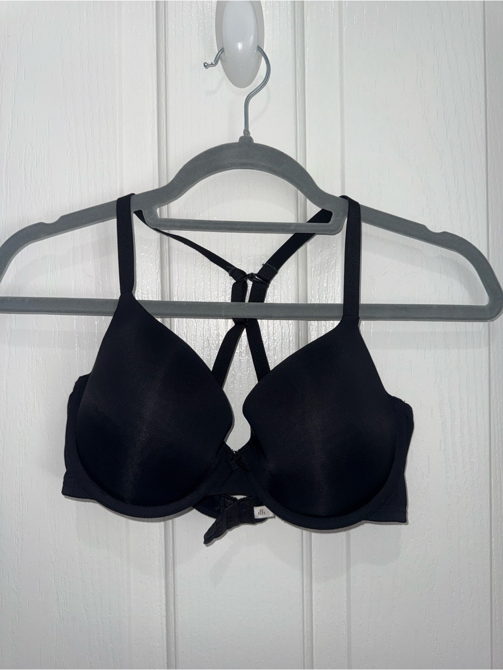 Auden Three-Pack of Women's Smooth T-Shirt Bras β Black, Blue, Nude - 34D - Picture 11 of 14